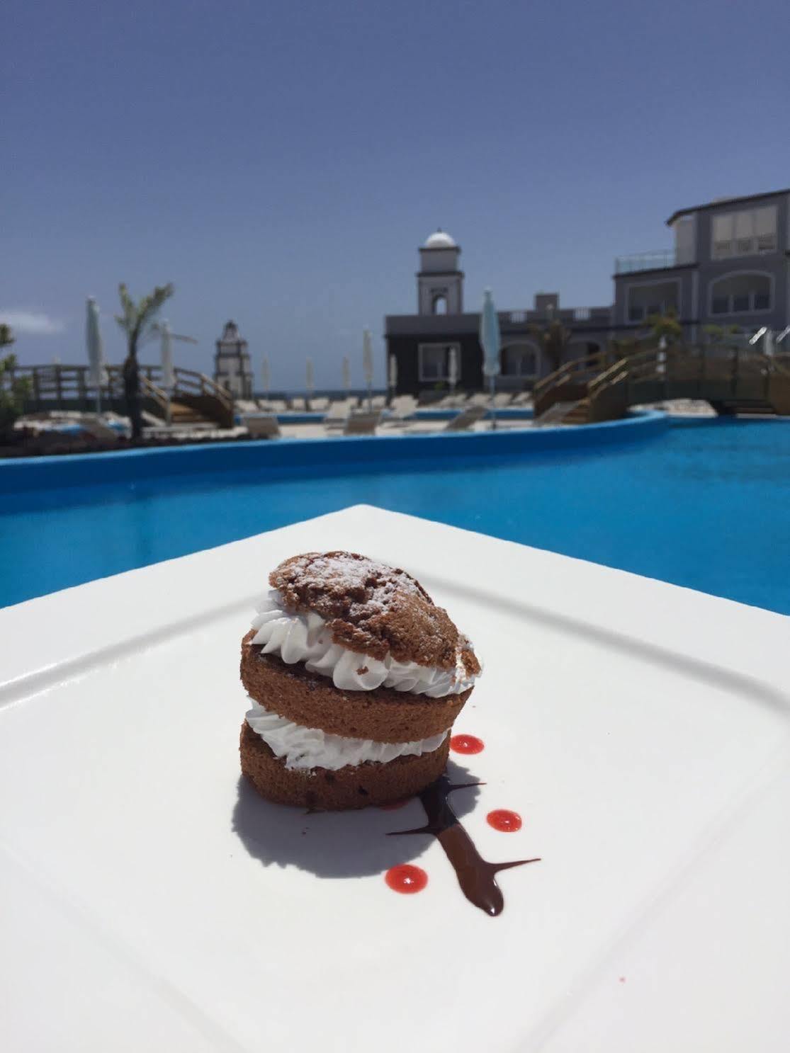 Royal Palm Resort & Spa (Adults Only) Playa De Esquinzo Exteriör bild
